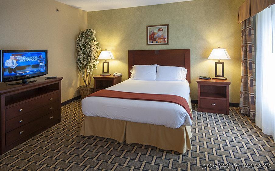 Holiday Inn Express Hotel & Suites Youngstown North-Warren/Niles By Ihg Værelse billede