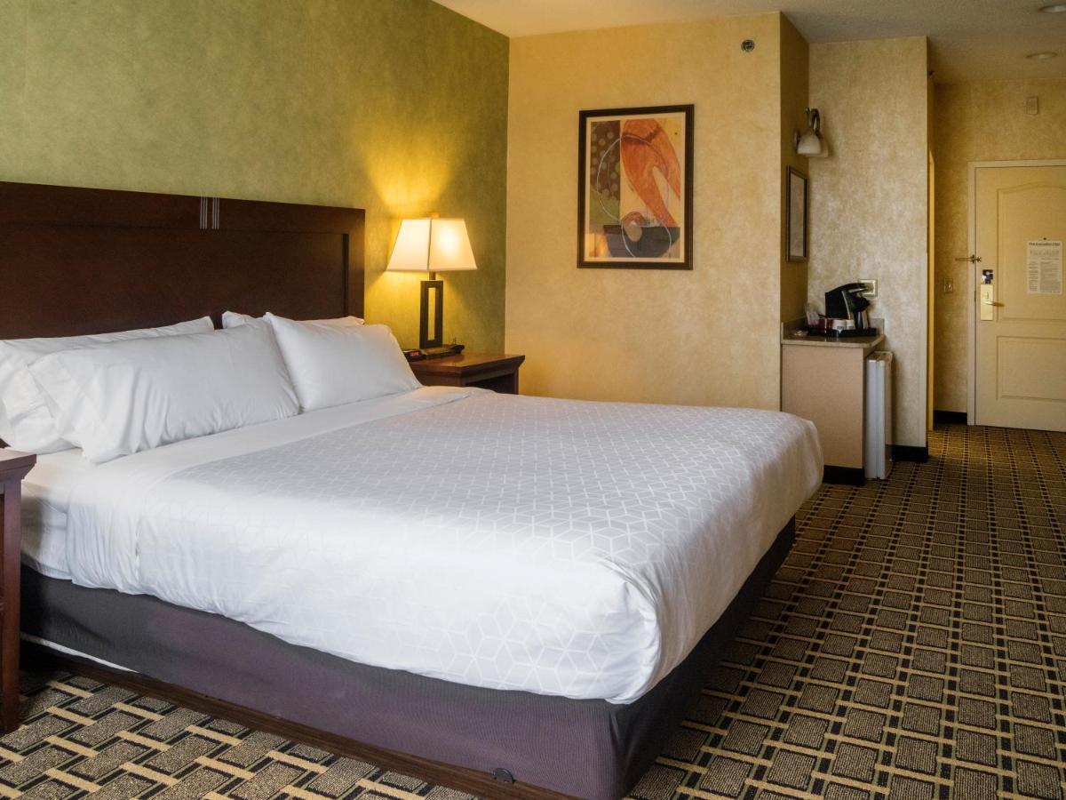 Holiday Inn Express Hotel & Suites Youngstown North-Warren/Niles By Ihg Eksteriør billede