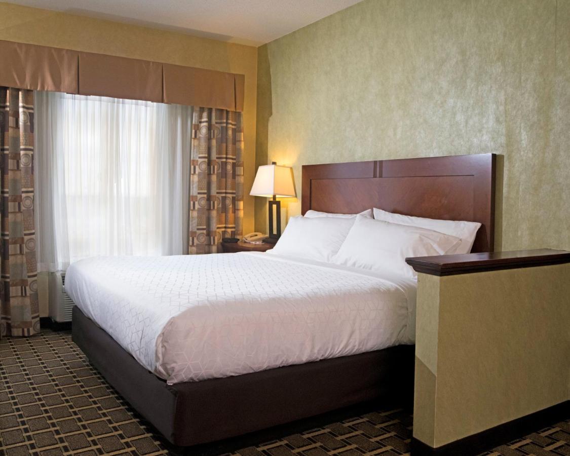 Holiday Inn Express Hotel & Suites Youngstown North-Warren/Niles By Ihg Eksteriør billede